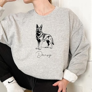 Custom Dog Sweatshirt, Dog Mom Sweatshirt, Dog Lover Sweatshirt, Personalized Dog Sweatshirt, Dog Name Sweatshirt, Gift for Dog Lover,