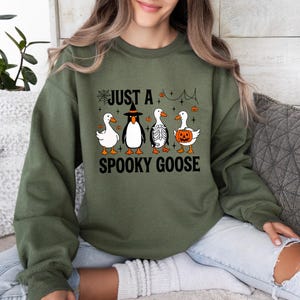 Sudadera de Halloween con diseño de ganso espeluznante, cuello redondo con esqueleto de calabaza, pato y bruja, top acogedor con estampado de animales otoñales.