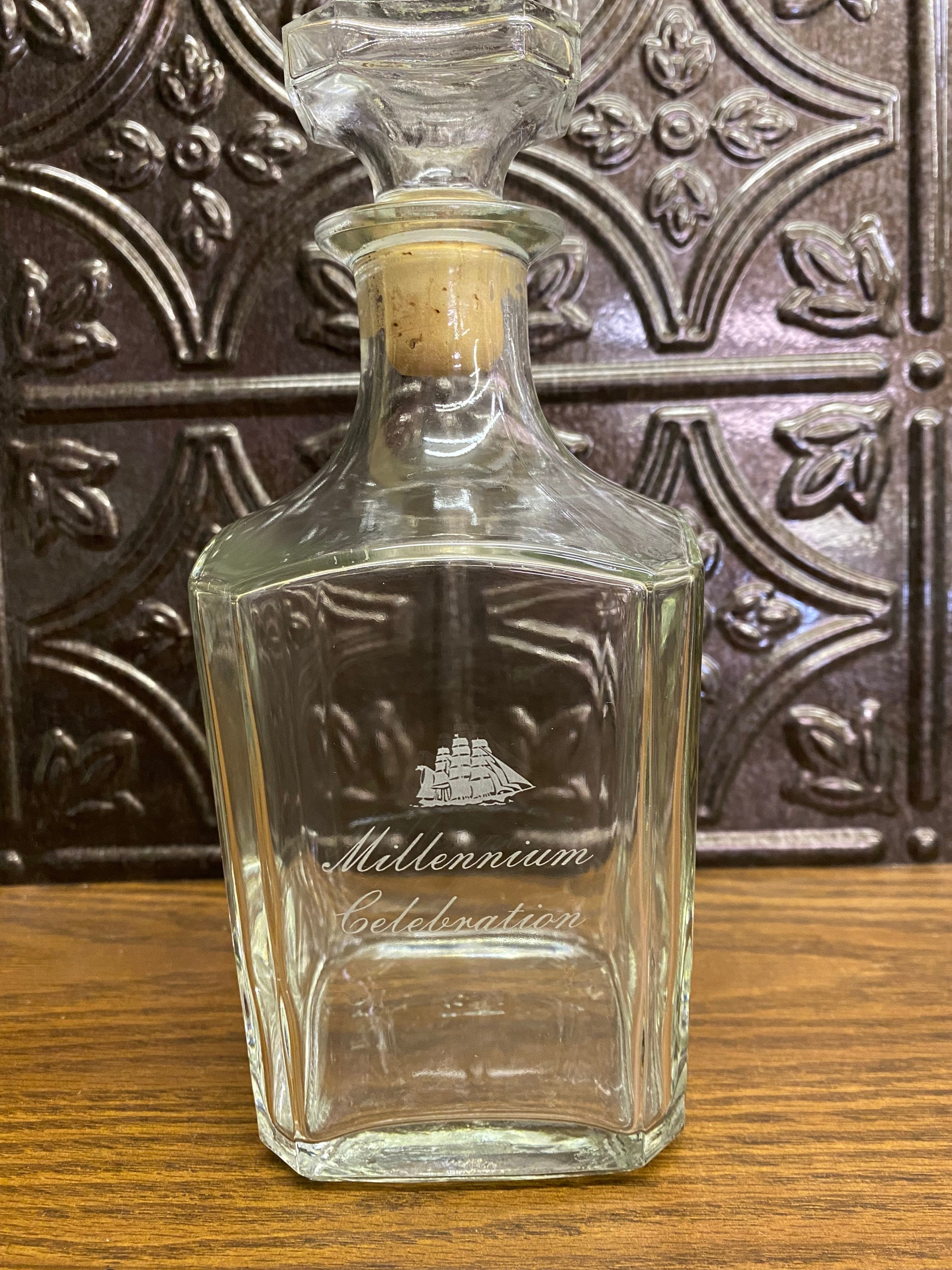 ウイスキー Evan Williams 200th Anniversary Decanter s-l400.jpg