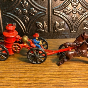 Cast Iron Antique Toy rescue firetruck set horse drawn carriage collectible 1940s Vintage