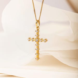 18k yellow gold stunning cross with eleven diamonds set in a 18k yellow gold long chain Girl&#39;s Christening - Bride&#39;s diamond cross necklace.