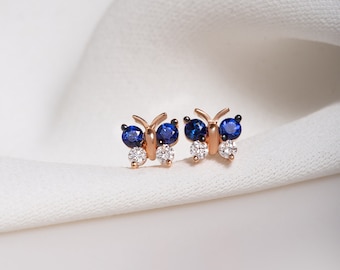 Blue sapphires with white diamonds butterfly earrings in 18k solid gold. Daughter's earrings / luxury easy-to-wear mineral gemstone studs.
