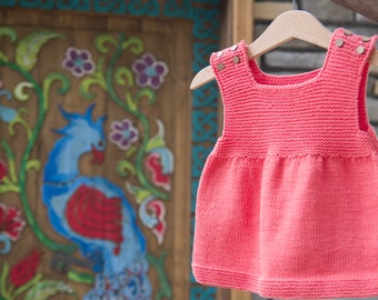Handgestrickte Bio-Baumwolle Babykleid, Bio-Kleinkind-Kleid, Handgestrickte Mädchen-Baby-Kleidung, Bio-Baby-Kleidung, Geschenk, Rosa Farbe