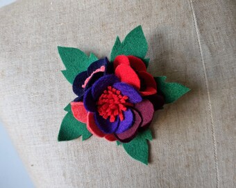 JEANNETTE - Felt Brooch 1940s Style Textile Restriction Period, French Made - Navy, Red, Purple, Bordeaux