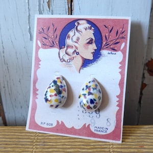 Earrings Styles 1940s, French Manufacture - Colored Ceramic Drops