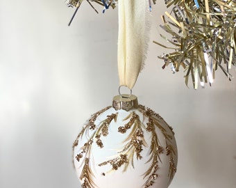 schütteln Sie es ab Era Ornament