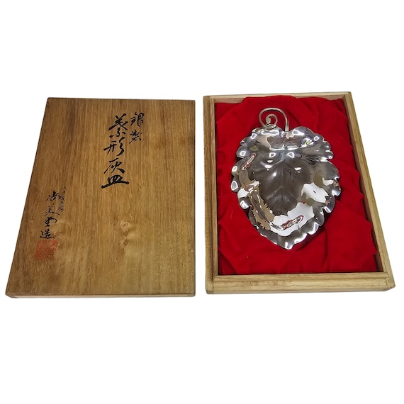 爆買い，限定SALE 1大阪Osaka尚美堂Shobido造Silver銀飾Jewelry Box宝石箱JAPAN中古コレクター金工美術タンス小箪笥ジュエリー小箱ビンテージ人気 御香 希少
