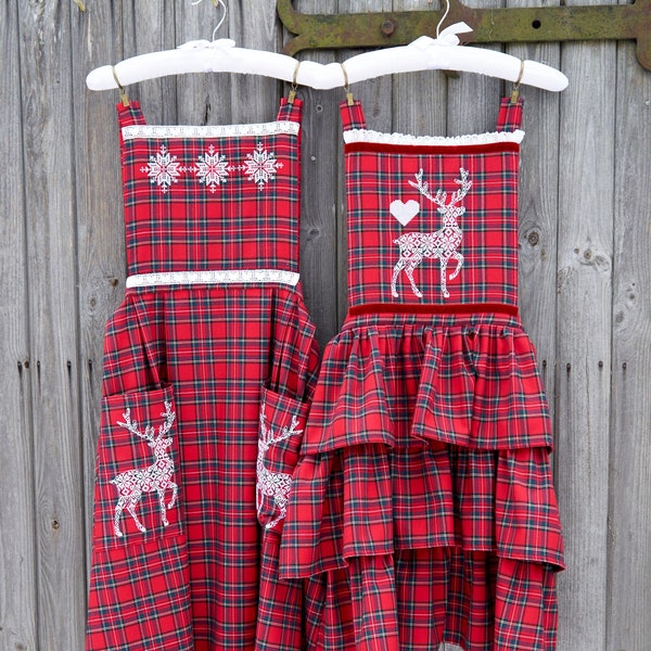 Christmas apron Chic apron Embroidered apron Ruffle apron Embroidered deer Classic tartan pattern Scottish check Long apron Gift for her