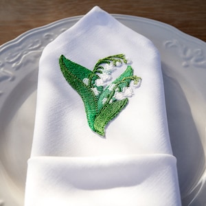 SET OF 2 Lily of the valley napkins Embroidered napkins Floral Embroidery Embroidered lily of the valley Vintage spring wedding Muguet Gift
