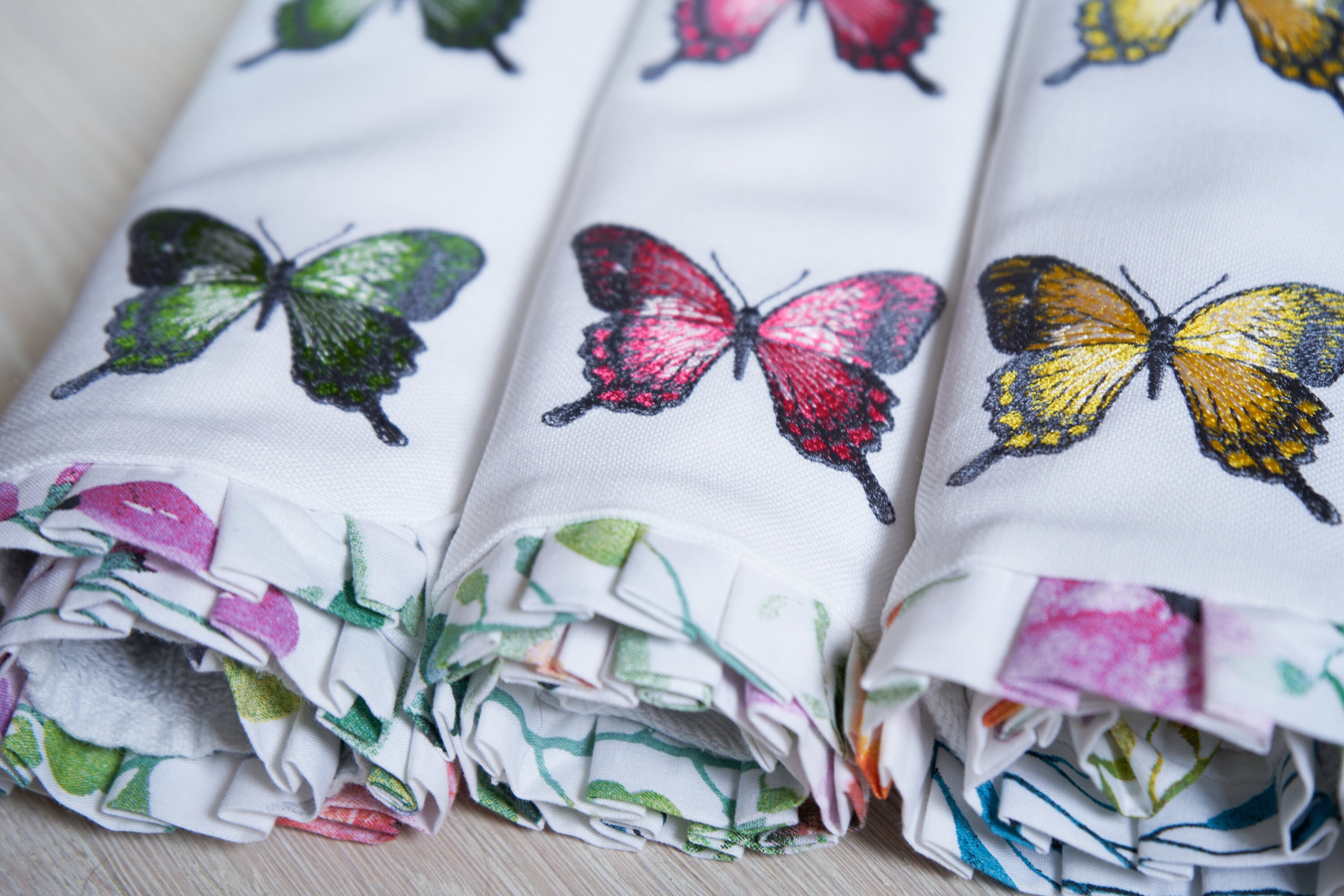 Set of 2/4/6 Butterfly Placemats White Fabric Placemats Etsy