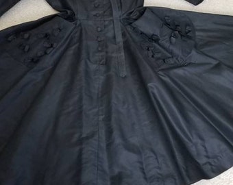 Gorgeous 1940's Black Taffeta Dress