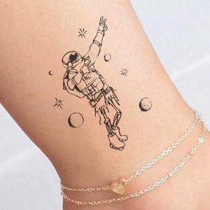 Mini temporary Tattoo / Astronaut / Spaceman / Beautiful Tattoo