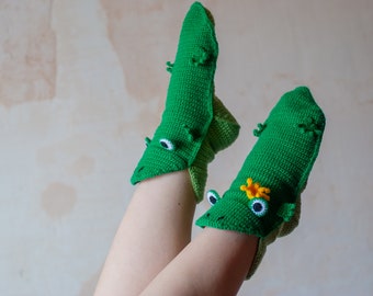 Funny green frogs Valentine's day gift crocheted slippers cute eating leg socks Ukraine shop for her and for him present lovely handmade