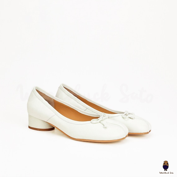 Tabi Split-toe Leather Mary Jane Flats 