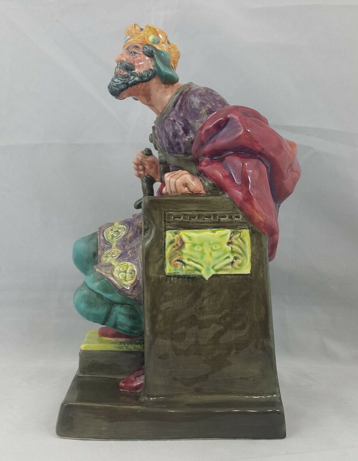 Royal Doulton Figurine the Old King HN 2134 Etsy
