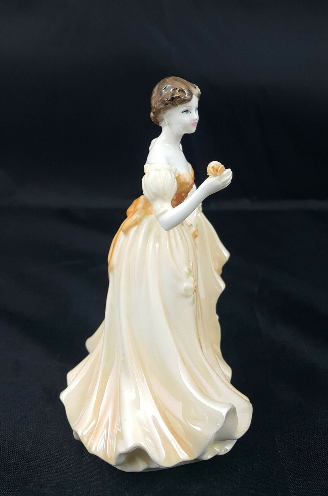 Coalport Figurine Debutante of the Year 1995 Rose Ball | Etsy