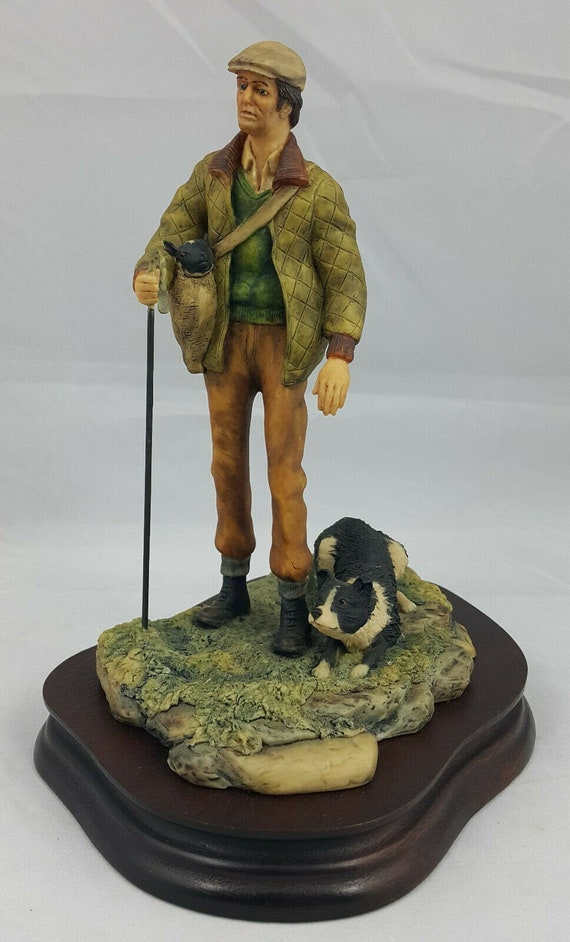 Border Fine Arts – Shepherd, Lamb and Collie – Mod