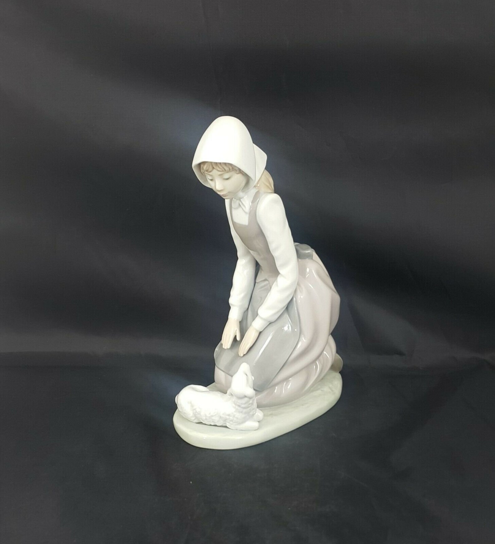 Lladro Figurine Girl Kneeling With Lamb | Etsy