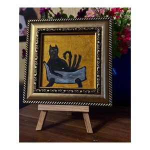 Chat noir dans la décoration murale de la salle de bain Peinture originale Cadeau d’art acrylique naïf en or encadré d’Ukraine.
