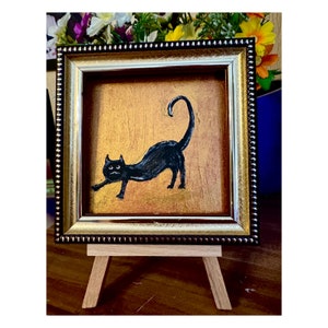 Chat noir Art mural Peinture Encadré drôle portrait de chat noir acrylique miniature encadré art # 4x4 # Animaux or œuvre originale d’Ukraine