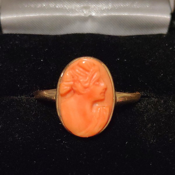 Antique Coral Cameo 10ct gold ring