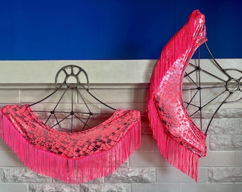 Tripping all day Coral- fringe tip fan covers