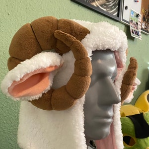 Plush Horn Tutorial and Pattern - Horns for cosplay or fursuits