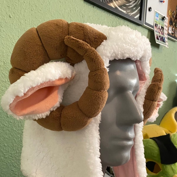 Plush Horn Tutorial and Pattern - Horns for cosplay or fursuits