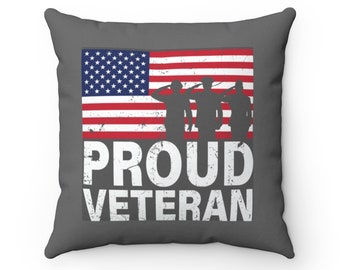 Multicolor The Salty Veteran Mom Wears Combat Boots Proud Military Family Throw Pillow 18x18
