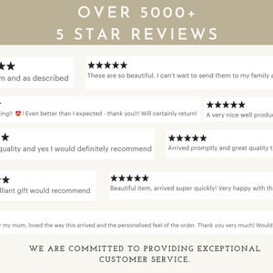 K&ouml;nnte beinhalten: Bild mit Kundenbewertungen mit 5-Sterne-Bewertung. Text lautet "OVER 5000+ 5 STAR REVIEWS" und enth&auml;lt positives Feedback wie "Great item and as described" und "Beautiful item, arrived super quickly!" Der Text unten lautet "WE ARE COMMITTED TO PROVIDING EXCEPTIONAL CUSTOMER SERVICE."