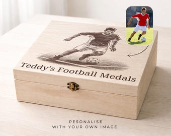 Personalisierte Fußball Medaillen Erinnerungsbox | Maßgeschneiderte Holz gravierte Fußballer Geschenk