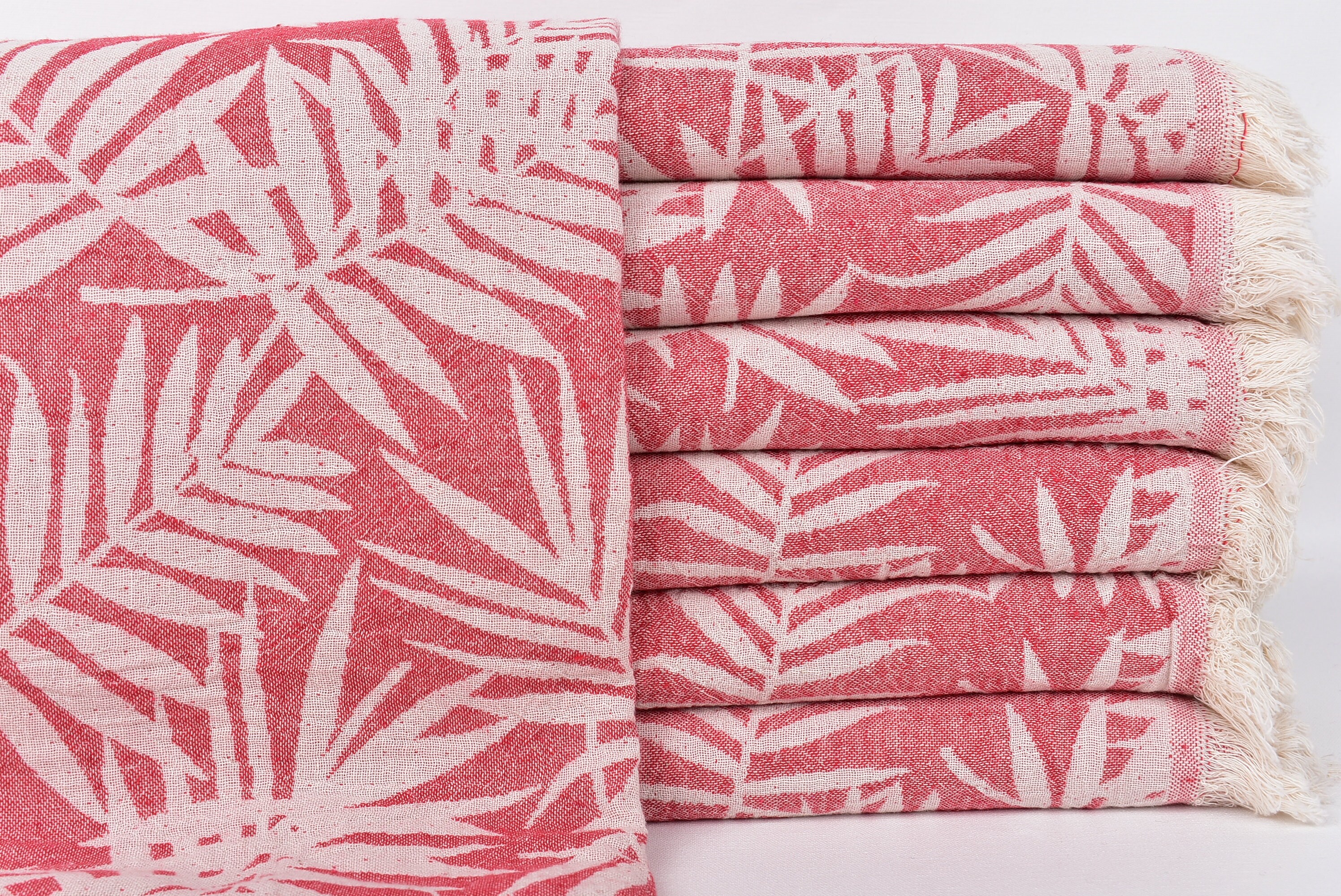 Turkish Beach Towel, Organic Red Floral Patterned Peshtemal, 40x63 Inches Towel For Gift, Warm