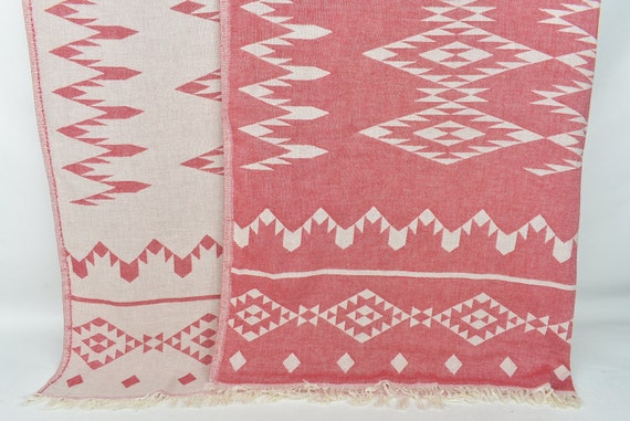 Geometrische Decke, Rote Decke, Geometrische Decke, 180x160 cm Couch Decke, Türkische Tagesdecke, Geschenküberwurf, Vorhang Decke,