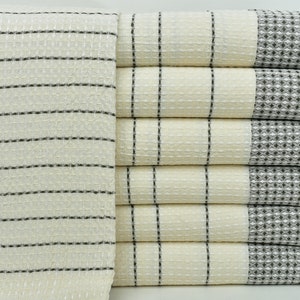 Monogramm Strandtuch, personalisiertes Strandtuch, Hell Khaki Grün Handtuch, Waffeltuch, 40x71 Zoll Handtuch mit Namen, Pareo Handtuch,