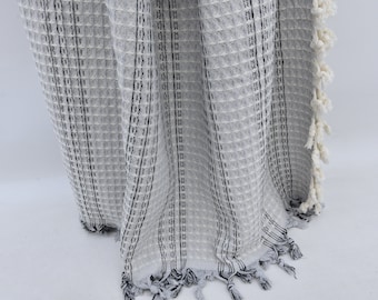 Baumwolldecke, Tagesdecke, türkische Decke, dekorative Sofadecke, Biodecke, Bettdecke, hellgraue Decke, 180x180 cm Decke, M-101