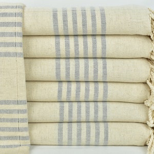 Besticktes Strandtuch, personalisiertes Geschenk für Sie, Graues Handtuch, Gestreiftes Handtuch, 40x71 Zoll Leinentuch, BrautParty Geschenk, Fouta Handtuch,