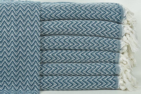couchtische mit schubladen Couchtisch CATANIA Wildeiche 110 x 65 cm Nachhaltige Boho Kissen online