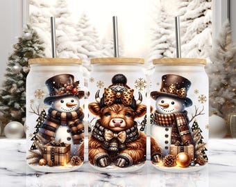 Weihnachten Brown Baby Highland Kuh und Schneemann 16 Unzen Libbey Glasdosen Wrap Sublimationsdesign, Weihnachten Winter 16 Unzen Tasse, PNG Download