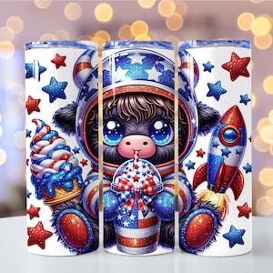 Vaso delgado de 20 oz con diseño de sublimación de astronauta bebé vaca de las Tierras Altas, 4 de julio, envoltura para vaso, descarga PNG