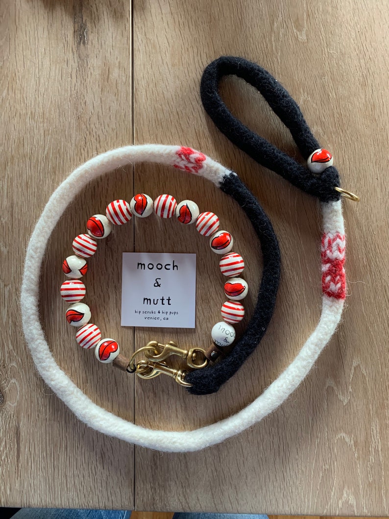 PUCKER UP hand painted dog collar with hand knittedfelted matching original leash