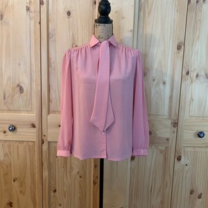 Vintage Tan Jay Brand Pink long sleeve Blouse with Separate Neck Tie