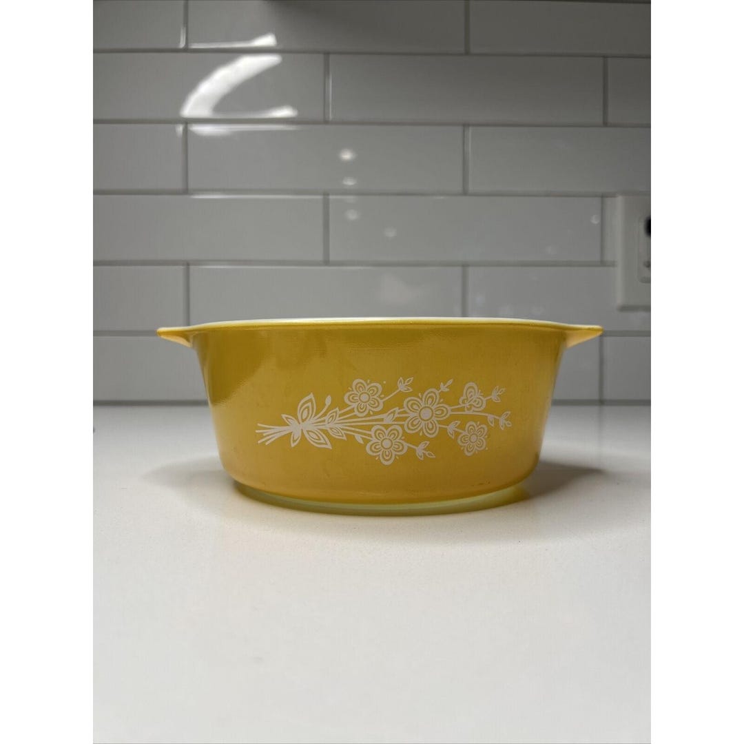 Pyrex 472-B 750ml Casserole Dish Butterfly Yellow - Etsy