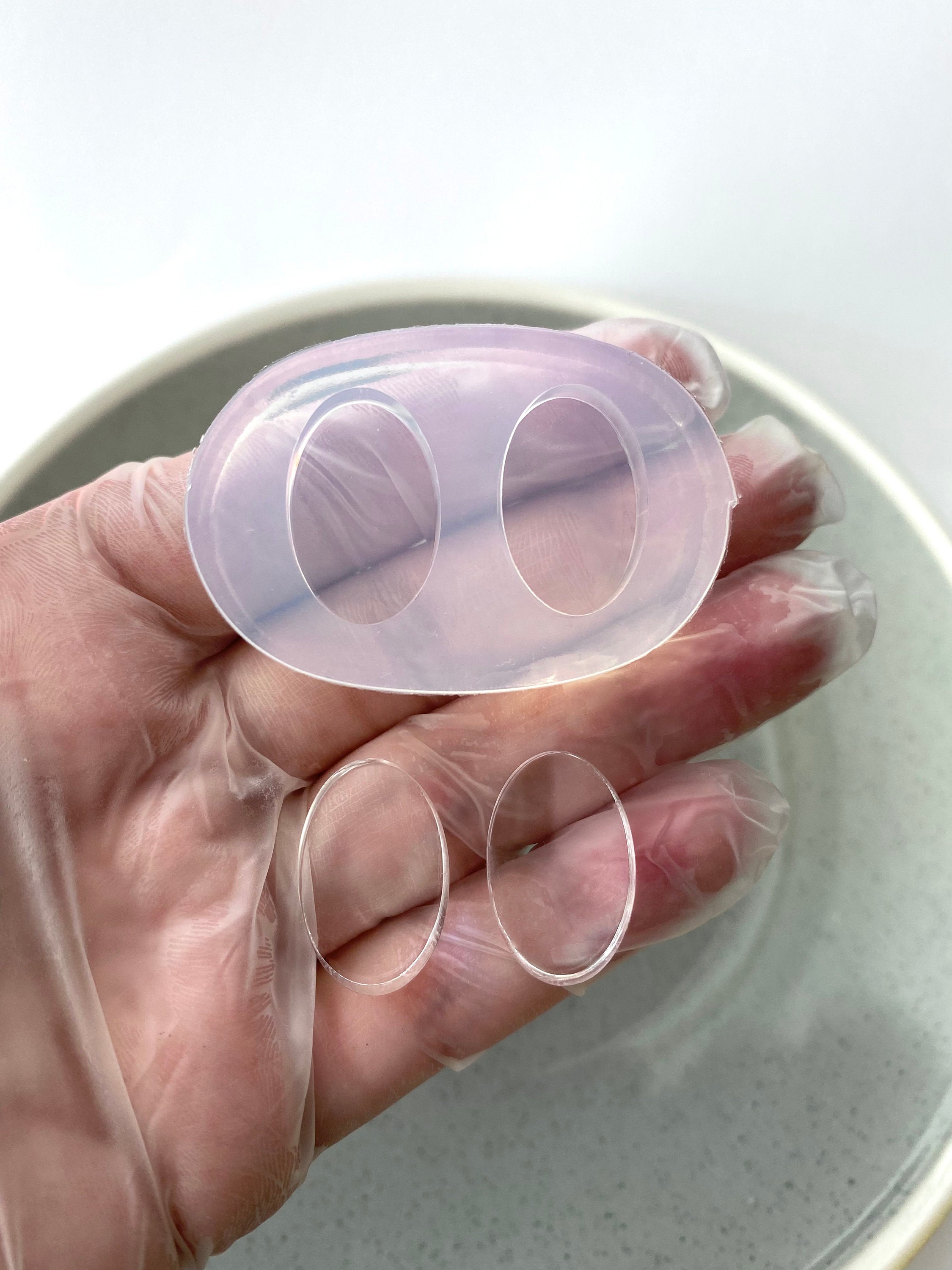 Transparent Silicone Mold for Two Flat Oval Shapes (20x14x5mm) - Etsy