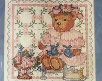 Cross stitch kit "Sweet Teddy With Quilt" by Design Works #9283