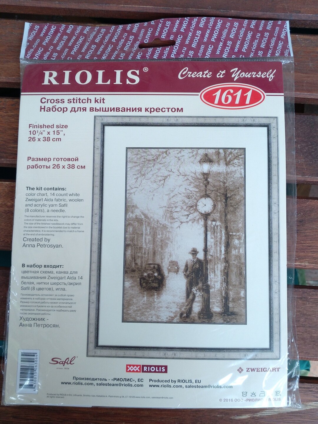RIOLIS Kreuzstich-Set 'Altes Foto. Warten' – Komplettset Für Entspanntes Sticken, 26x38 Cm