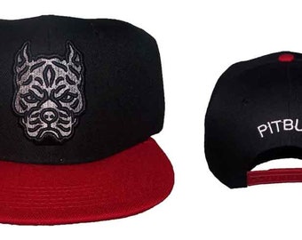 Gorra de béisbol Pitbull Snap Back Flat Brim bordada - Color negro y rojo - Estilo Uni-Sex *Envío GRATUITO a EE. UU.* (CapMx93)