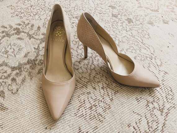 Beige Abigal Pumps Modern Retro Style 