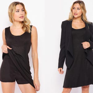 Könnte beinhalten: Zwei Bilder, die schwarze Outfits zeigen. Das erste zeigt ein schwarzes Tanktop und passende Shorts. Das zweite Bild zeigt ein schwarzes Kleid mit einem schwarzen Blazer. Beide Outfits sind schlicht und elegant.