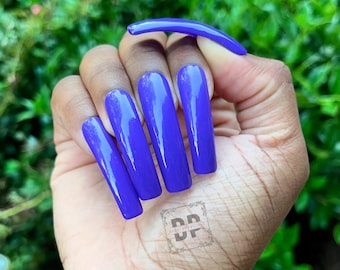 Curved press on nails| Wider fit Nails| XXL nails| Press on nails Canada| Men nails| Curve Nails| Press on nails long| 90s outfit|Wide nails