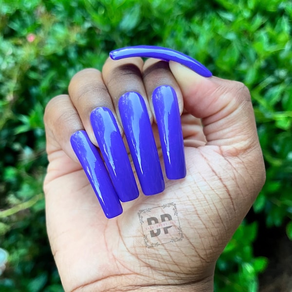 Curved press on nails| Wide Nails| XXL nails| Press on nails Canada| Handpainted nails| Curve Nails| Press on nails long|Full Set 14 pcs